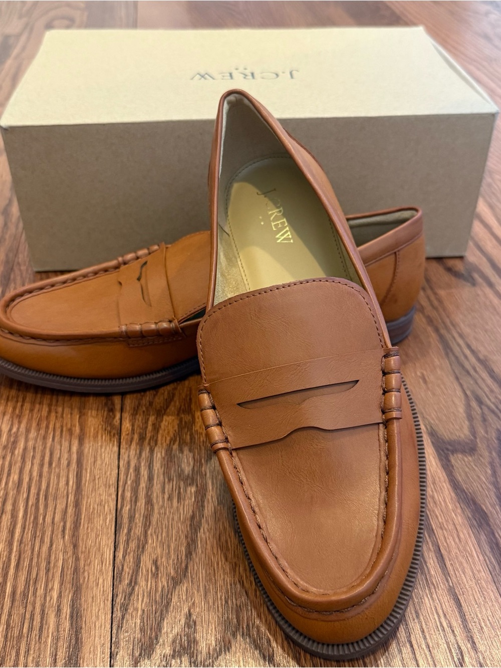 J.Crew Leather Penny Loafers Size 9 Warm Chai Brown Classic Slip On NWT - Picture 2 of 9